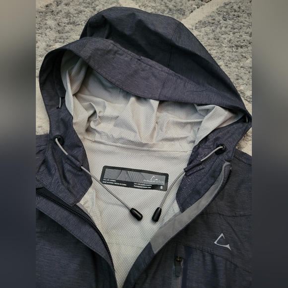 Women's rain jacket, Size Small, Paradox - Picture 5 of 5